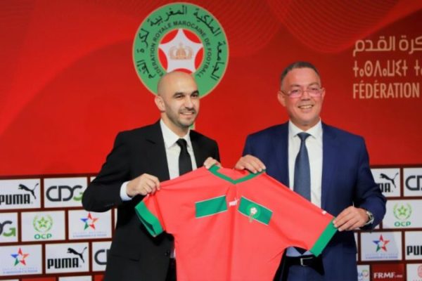 1706693422_إجتماع-مرتقب-بين-الركراكي-ولقجع-بعد-الإقصاء-من-الكان-860×573-1-675×450